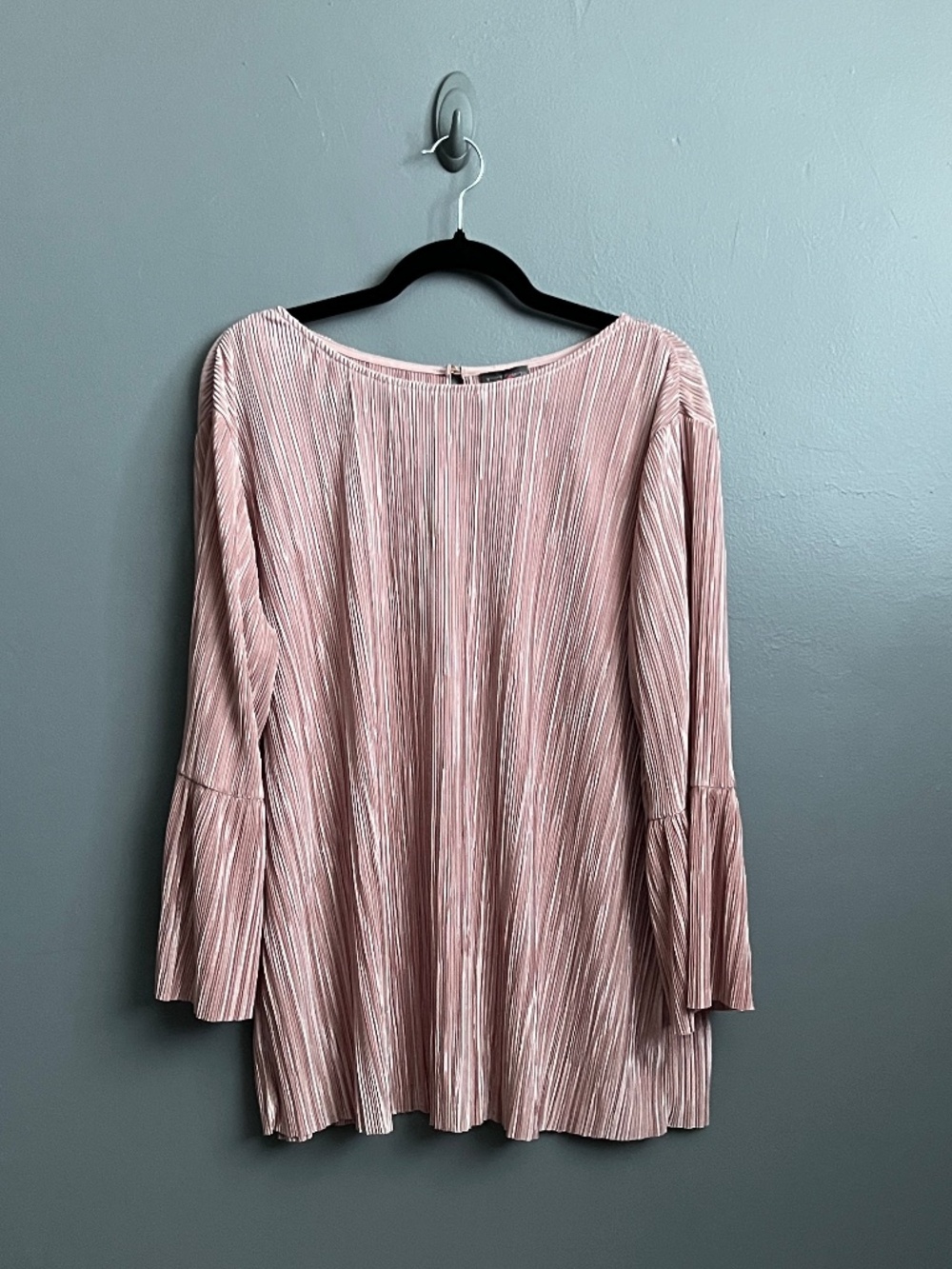 Vince Camuto 2X Blush Pink Pleated Bell Sleeve Tunic Blouse